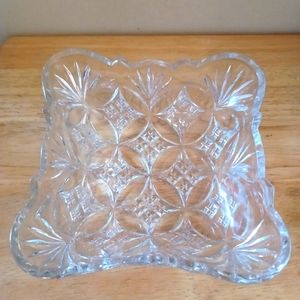 Vintage Savoir Square Dish Bowl
